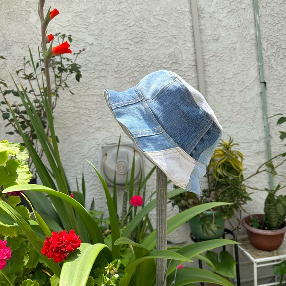 Remade bucket hat denim patch work size large - Picture 3 of 5